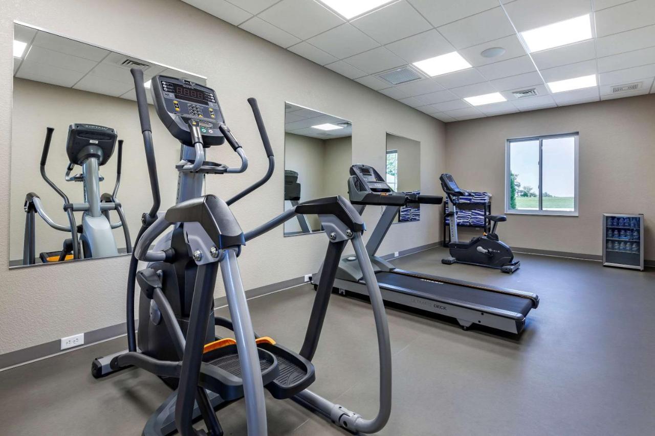 Sleep Inn & Suites Lancaster-Platteville Dış mekan fotoğraf