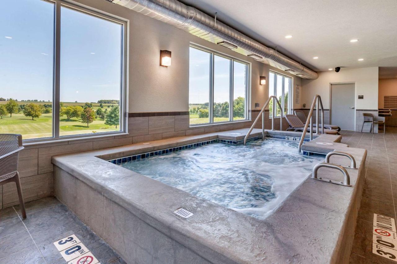 Sleep Inn & Suites Lancaster-Platteville Dış mekan fotoğraf